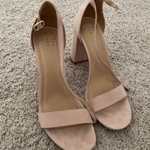 A new day womens neude/suede sandals size 9.5
